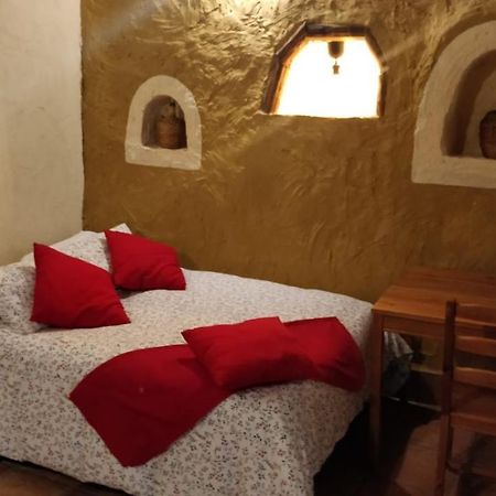 Airam Home Aragon, 7 Almansa Eksteriør billede